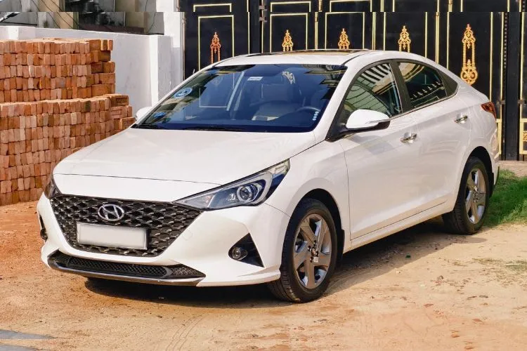 Hyundai Verna 