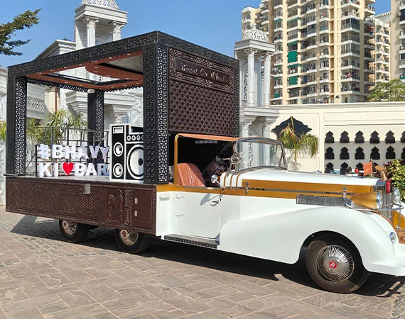 Baraat on Wheels in Jaipur
