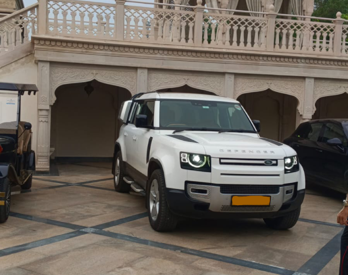 Toyota Vellfire Car Hire