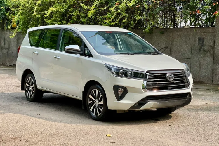 Innova hotel transfer taxi Jaipur